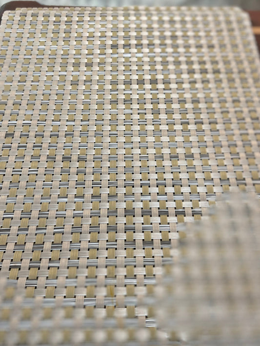 Silver Woven Placemat Set - 6 Placemats & 1 Table Runner