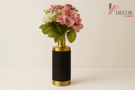 Black and gold vase with watermark